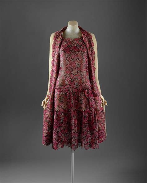 original coco chanel designs 1920s|original Coco Chanel dresses.